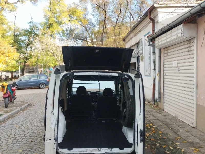 Fiat Doblo 1.6, снимка 4 - Автомобили и джипове - 52250782