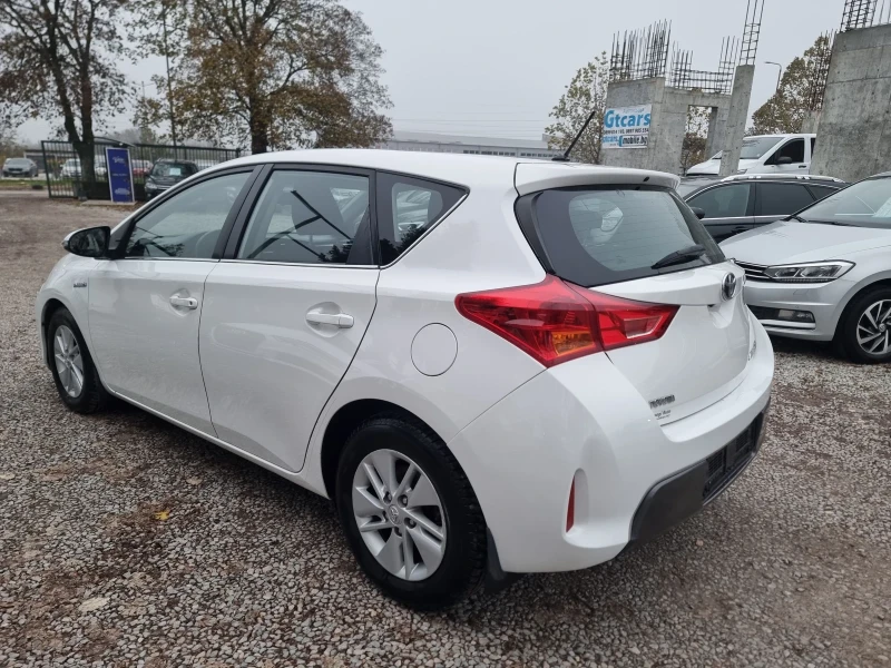 Toyota Auris 1, 8hibrid, снимка 7 - Автомобили и джипове - 52554932