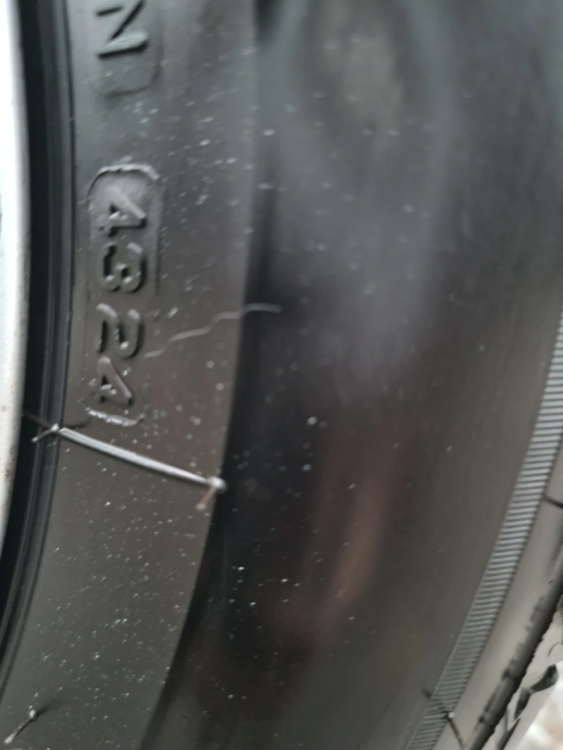 Toyota Auris 1, 8hibrid, снимка 14 - Автомобили и джипове - 52554932