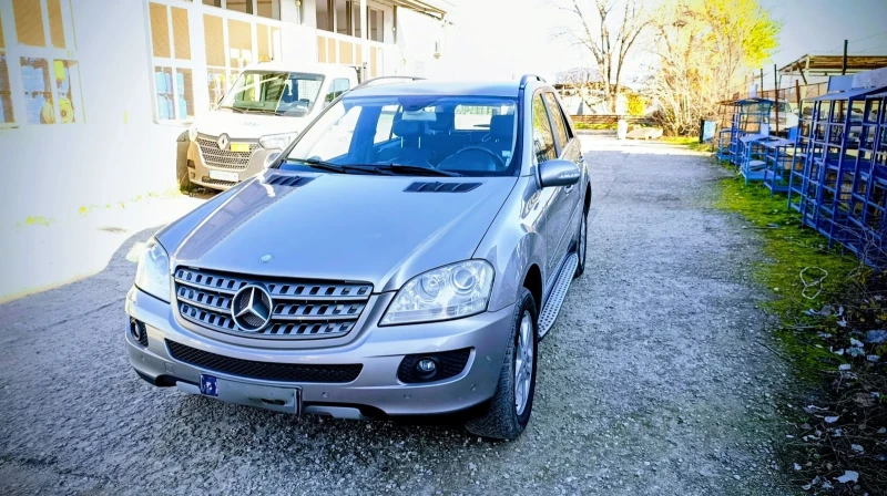 Mercedes-Benz ML 320, снимка 3 - Автомобили и джипове - 52792678