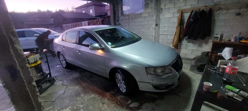 VW Passat B6, снимка 3 - Автомобили и джипове - 52907085