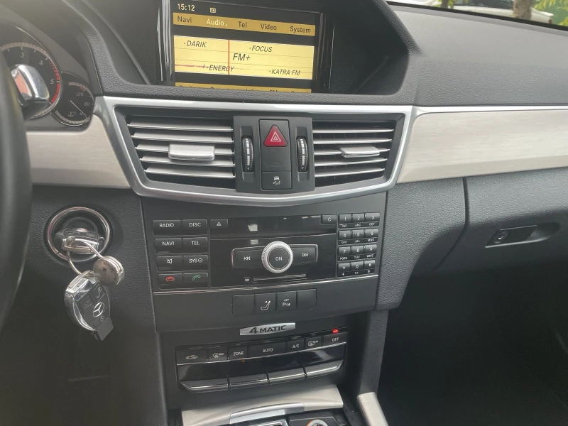 Mercedes-Benz E 350 CDI, 4matic, снимка 14 - Автомобили и джипове - 53026599
