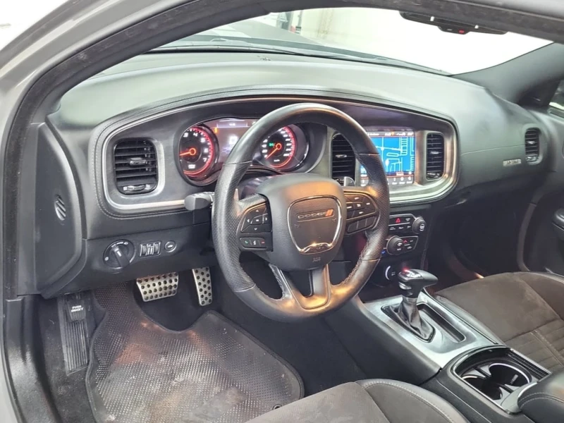 Dodge Charger R/T  CARFAX, снимка 9 - Автомобили и джипове - 53120570