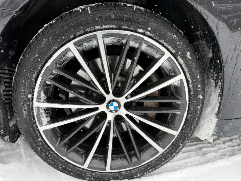 BMW 530 * xDrive LUXURY * CARFAX* ОПЦИЯ ЗА ФИНАНСИРАНЕ* , снимка 17 - Автомобили и джипове - 53234278