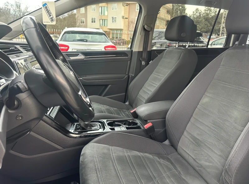 VW Touran 2.0TDI/Comfortline/Dsg/150ps/6+ 1, снимка 13 - Автомобили и джипове - 53261556