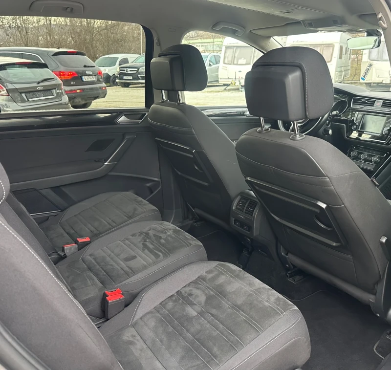 VW Touran 2.0TDI/Comfortline/Dsg/150ps/6+ 1, снимка 9 - Автомобили и джипове - 53261556