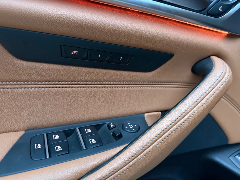 BMW 520 Xdrive, снимка 13 - Автомобили и джипове - 53432736