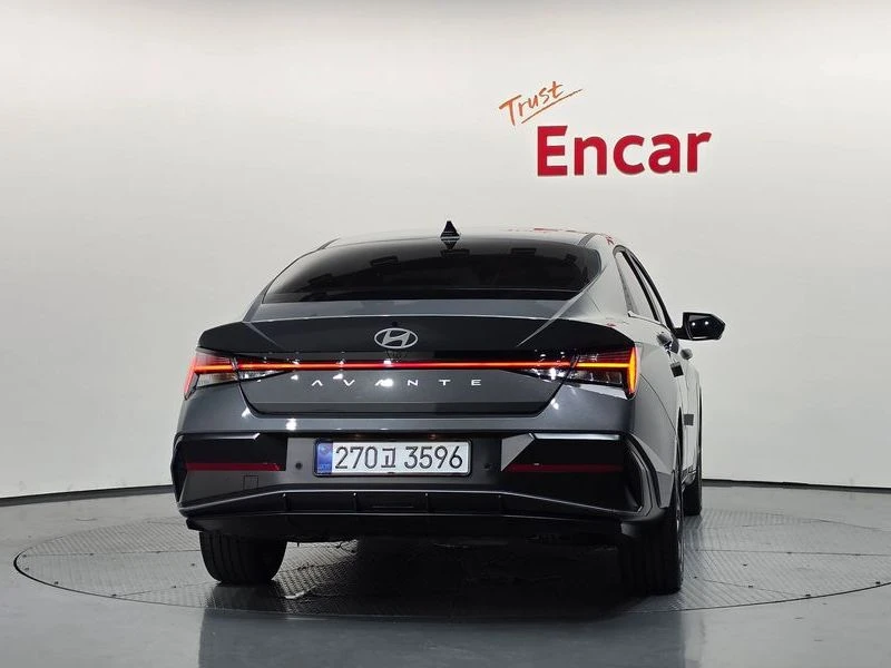 Hyundai Elantra Inspiration| 139к.с., снимка 4 - Автомобили и джипове - 56258304