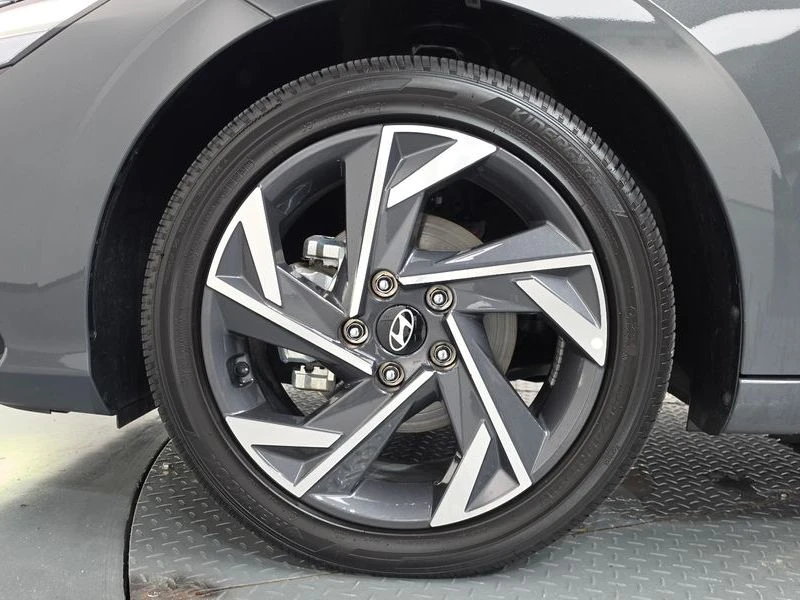 Hyundai Elantra Inspiration| 139к.с., снимка 5 - Автомобили и джипове - 56258304