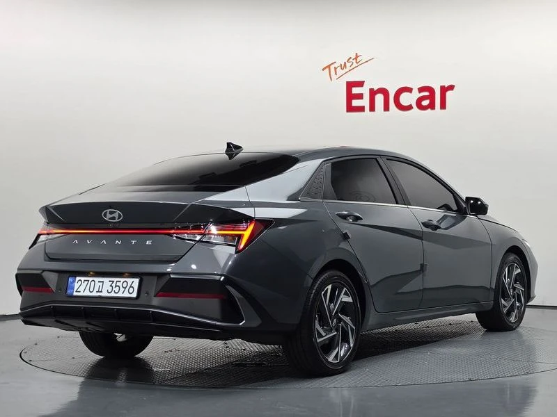 Hyundai Elantra Inspiration| 139к.с., снимка 2 - Автомобили и джипове - 56258304