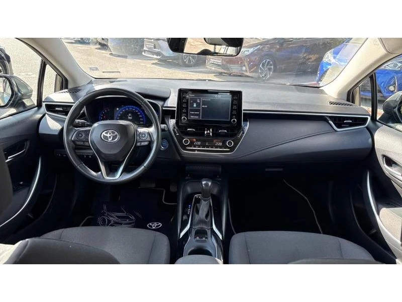 Toyota Corolla SDN 1.8HSD EXECUTIVE MY21, снимка 8 - Автомобили и джипове - 56354254