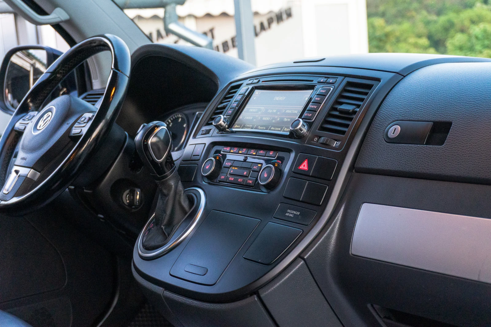 VW Multivan 2.0TDI| 180..| | 7| 4x4|  | Mobile.bg   15