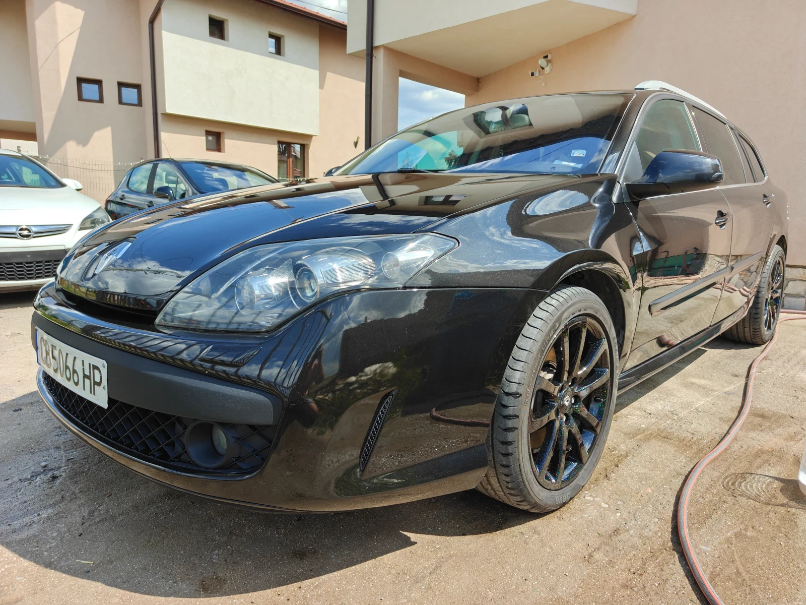 Renault Laguna 2.0dci GT 178кс. - изображение 2