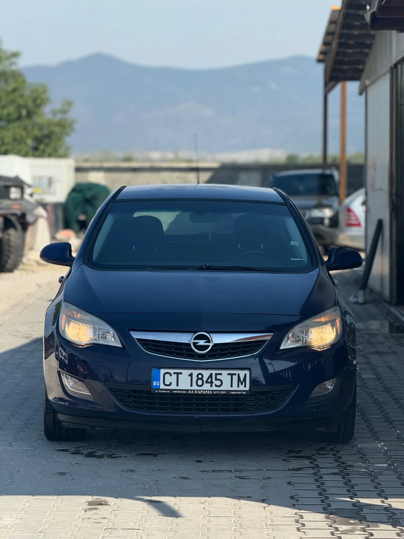 Opel Astra Обслужена* Всичко платено* Клима* Топ* Бартер*  - изображение 2