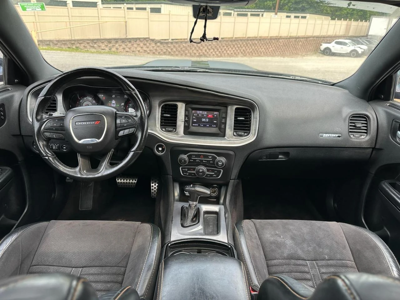 Dodge Charger R/T Daytona * * CARFAX * * АВТОКРЕДИТ * *  - изображение 6
