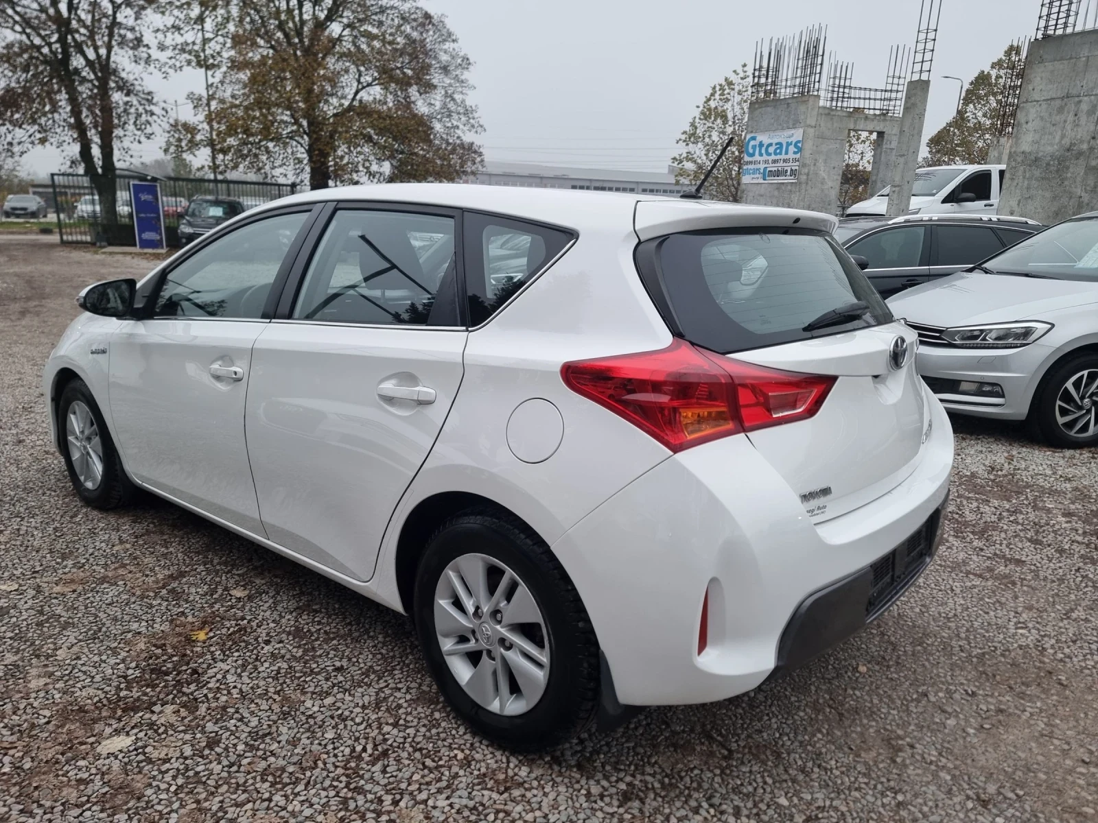 Toyota Auris 1, 8hibrid - изображение 7