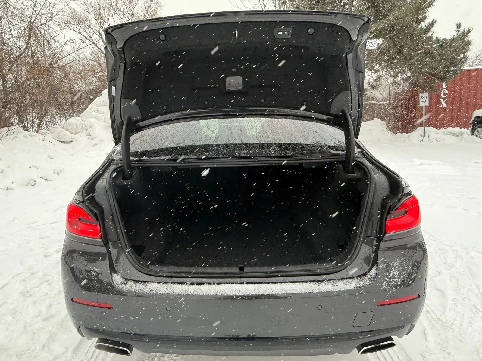 BMW 530 * xDrive LUXURY * CARFAX* ����� �� �����������*  | Mobile.bg � ����������� 15