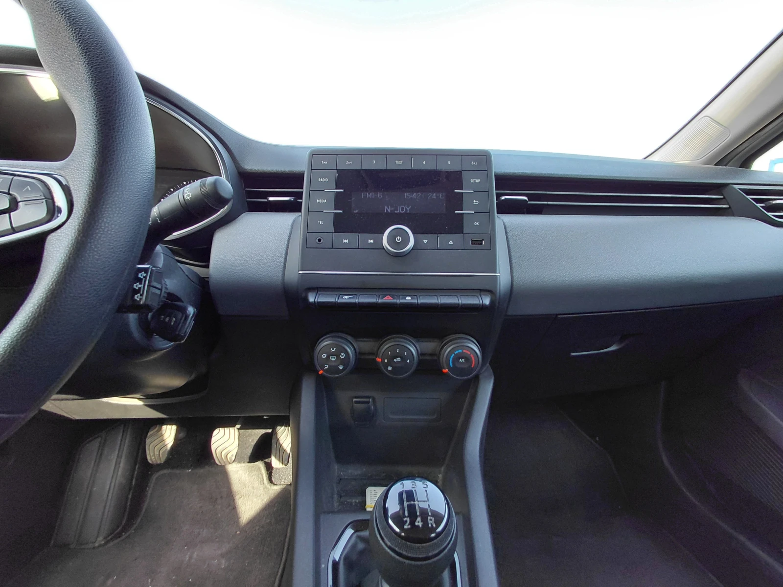 Renault Clio 1.0Sce/65 к.с/Life, снимка 11 - Автомобили и джипове - 53721270