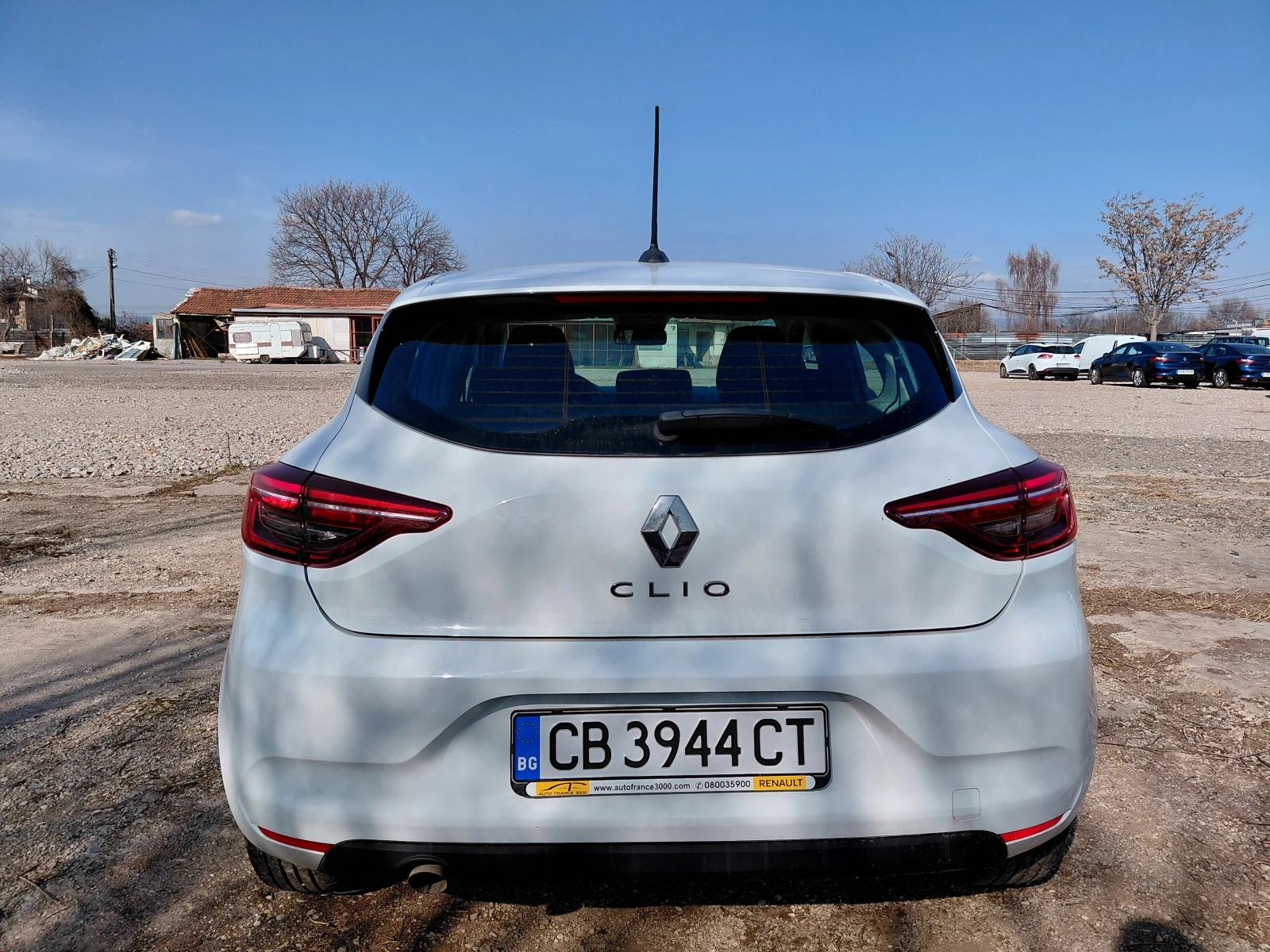 Renault Clio 1.0Sce/65 к.с/Life, снимка 7 - Автомобили и джипове - 53721270