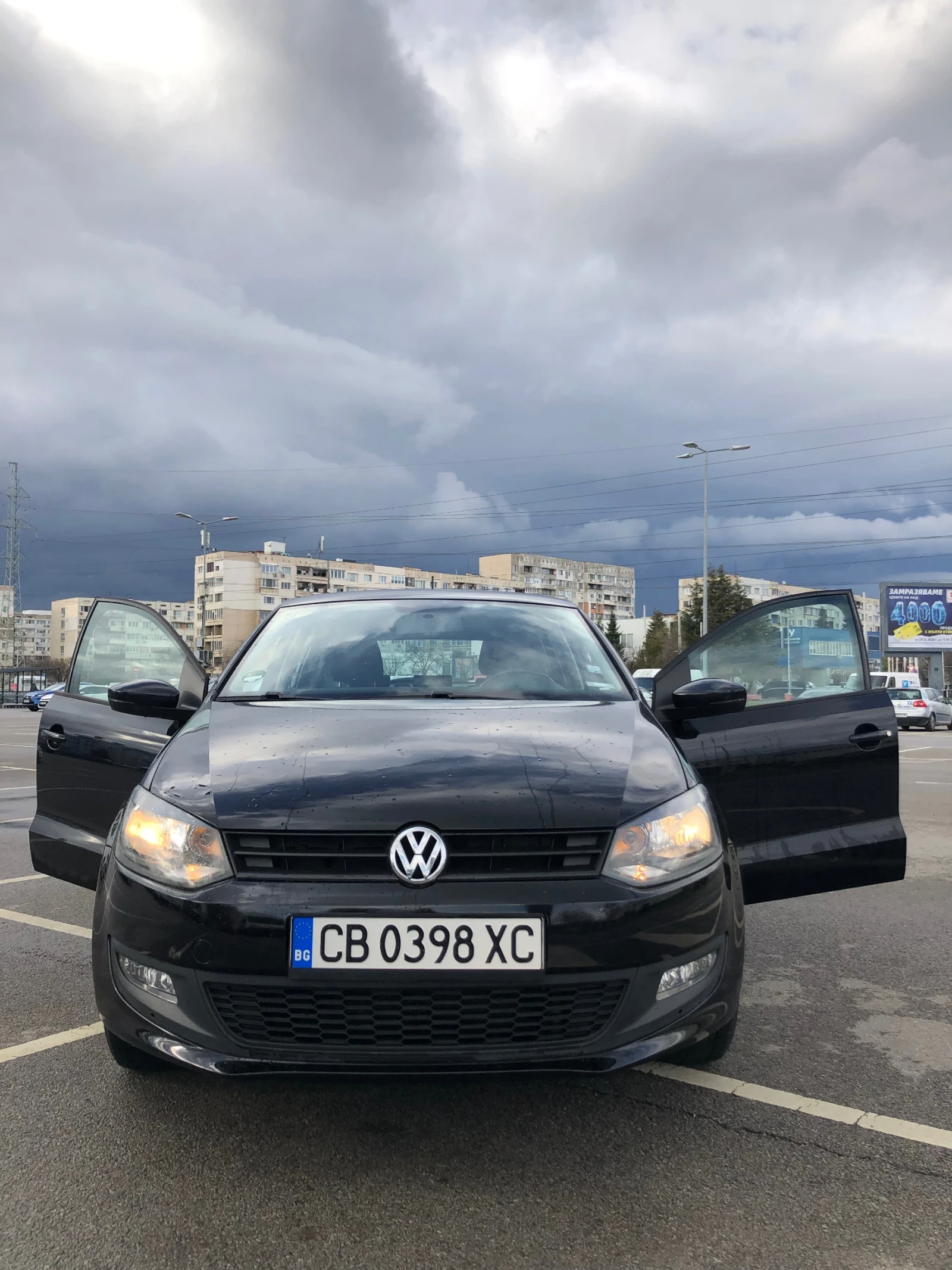 VW Polo, снимка 2 - Автомобили и джипове - 54091340