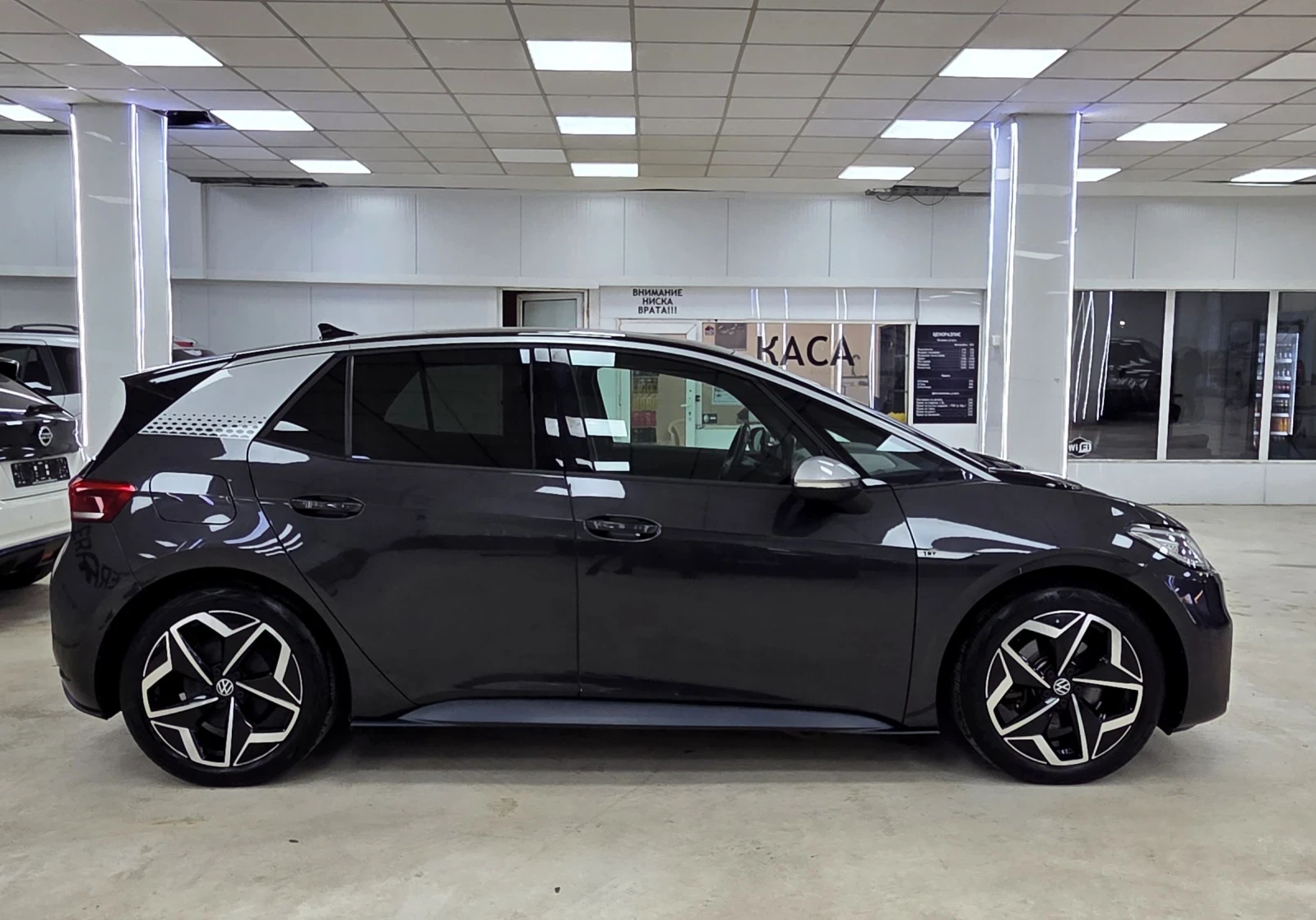 VW ID.3 Pro58KWh, снимка 2 - Автомобили и джипове - 54402134