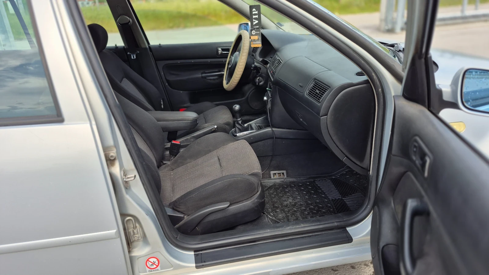 VW Golf 1.9TDI/110 AFN, снимка 5 - Автомобили и джипове - 54627548
