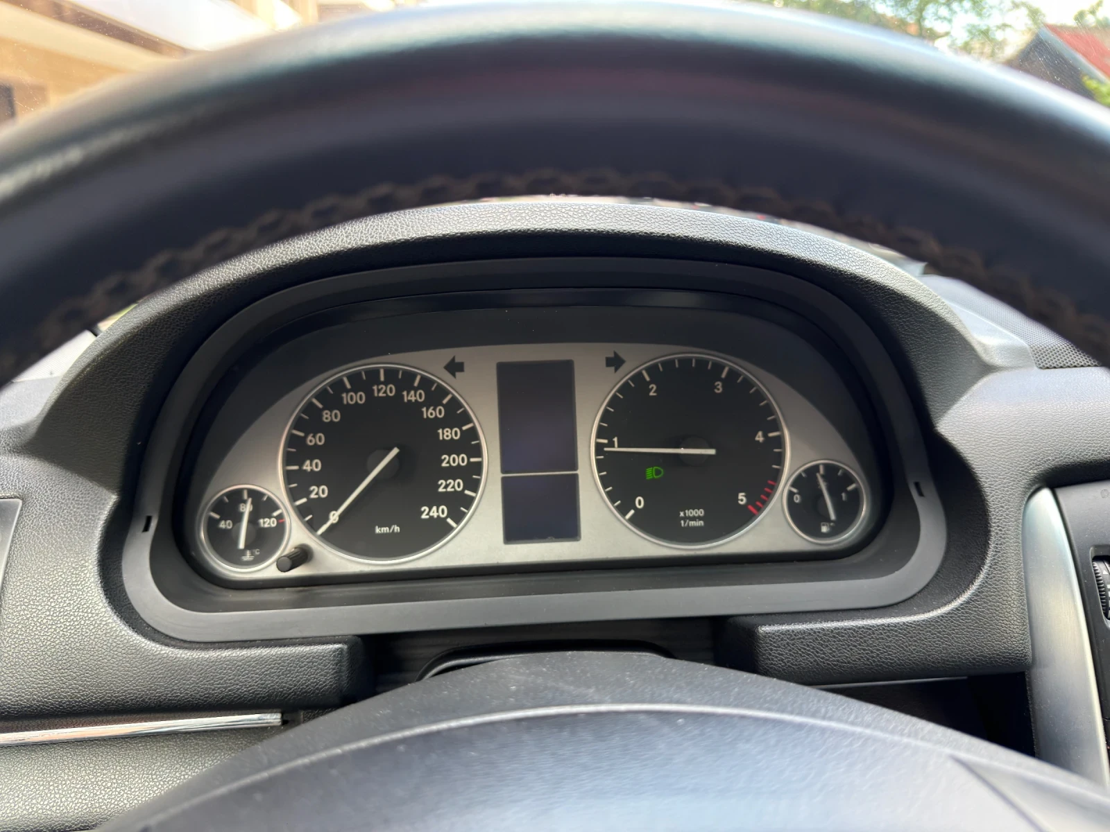 Mercedes-Benz B 180 1.8 Дизел, снимка 16 - Автомобили и джипове - 54682547