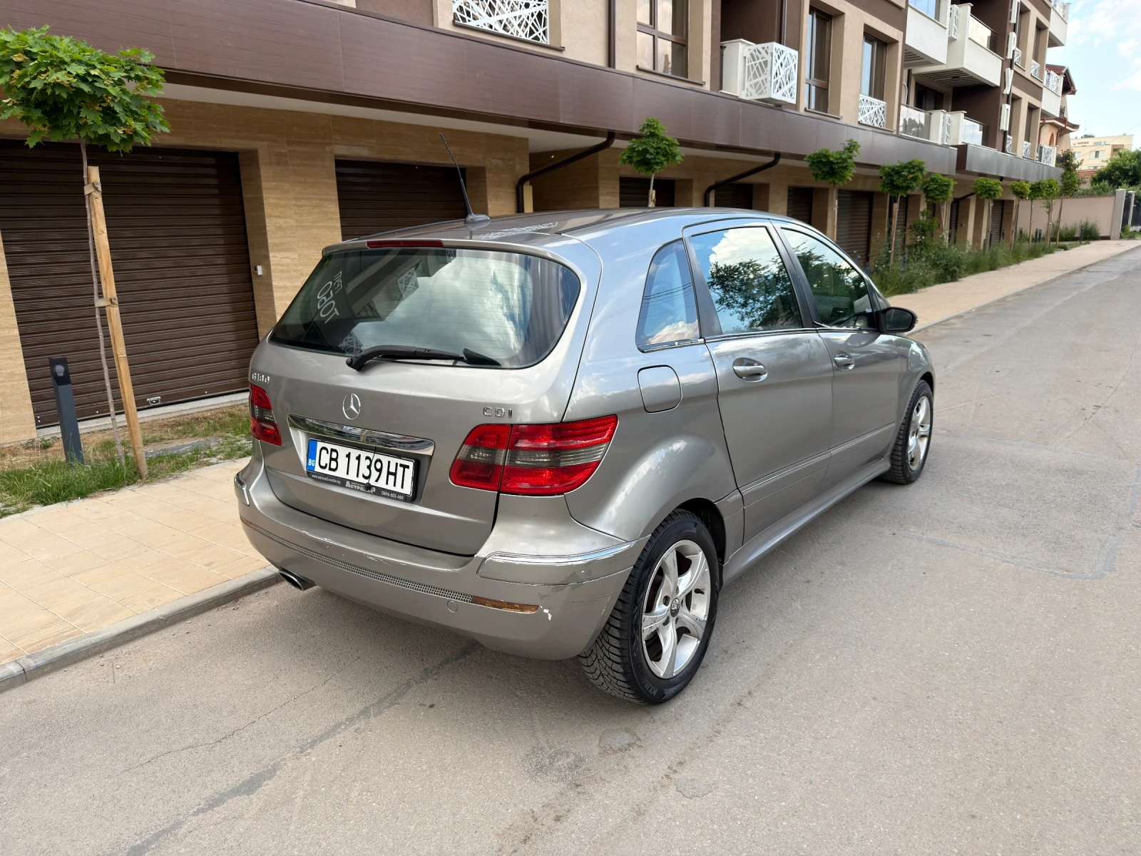 Mercedes-Benz B 180 1.8 Дизел, снимка 5 - Автомобили и джипове - 54682547