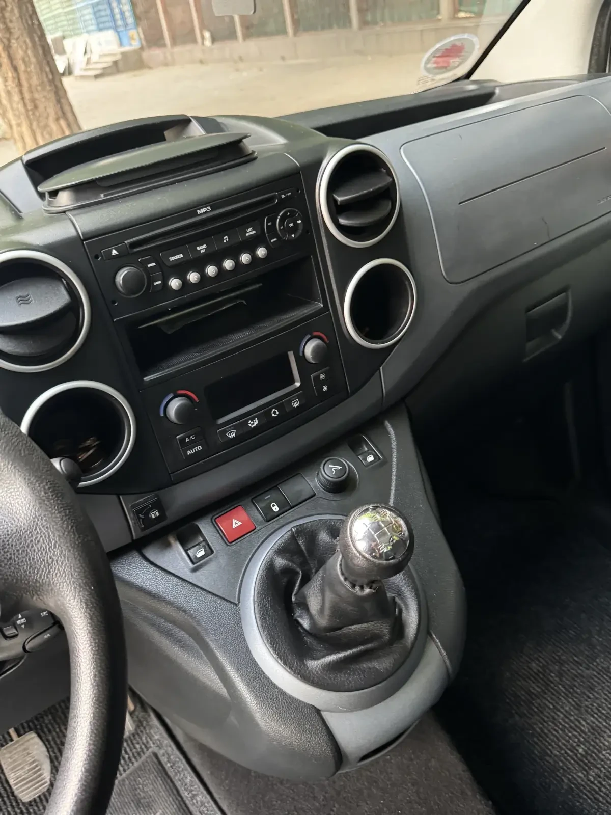 Citroen Berlingo, снимка 9 - Автомобили и джипове - 55341496
