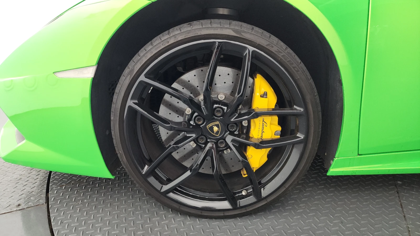 Lamborghini Huracan LP610-4* КРАЙНА ЦЕНА, снимка 5 - Автомобили и джипове - 55496167