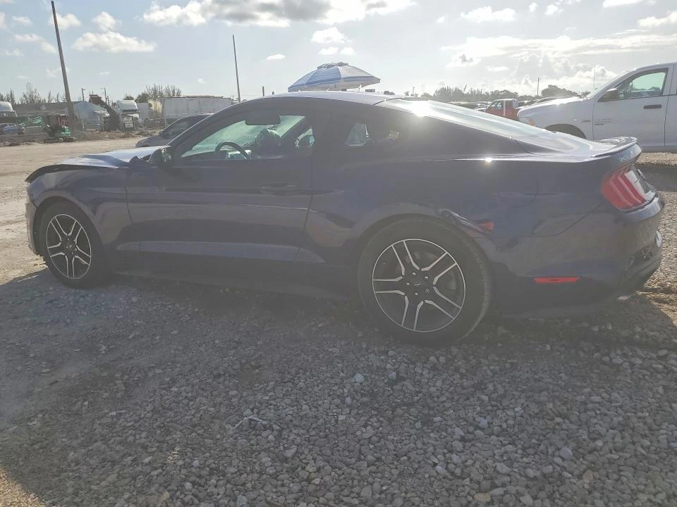 Ford Mustang, снимка 2 - Автомобили и джипове - 55572801