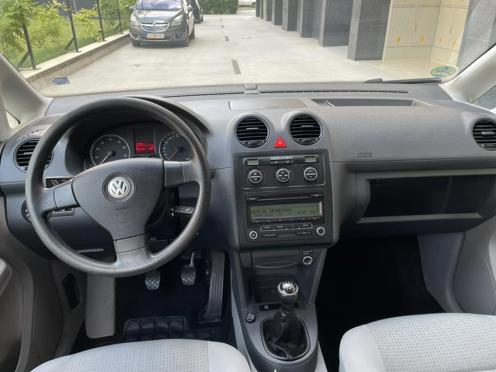 VW Caddy, снимка 10 - Автомобили и джипове - 55614500