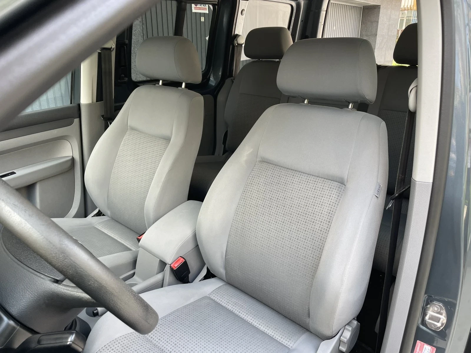 VW Caddy, снимка 2 - Автомобили и джипове - 55614500