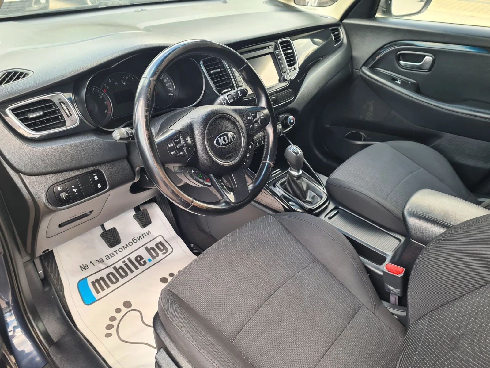 Kia Carens 1.6i 16V 135p.s / 6+ 1 места / EVRO 5B , снимка 8 - Автомобили и джипове - 55667852