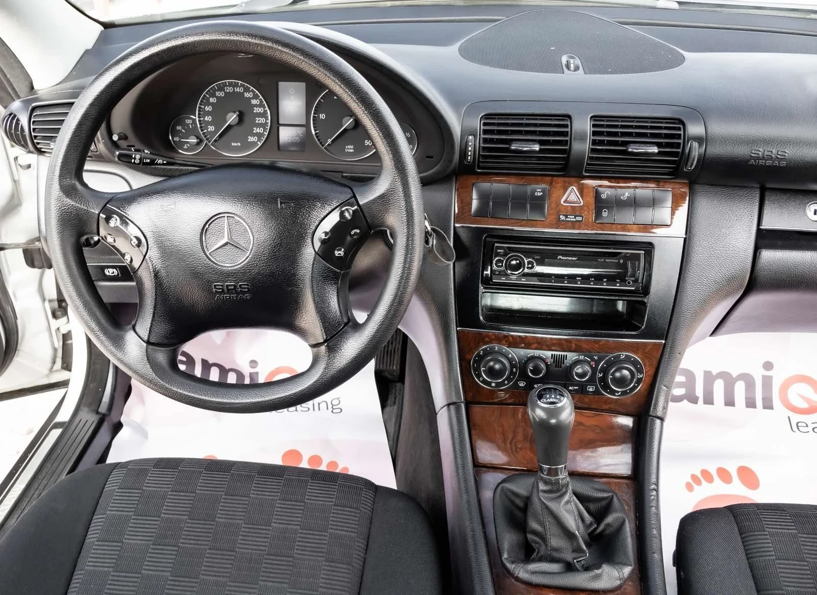 Mercedes-Benz C 200 2.2cdi 6ck., снимка 16 - Автомобили и джипове - 55670291