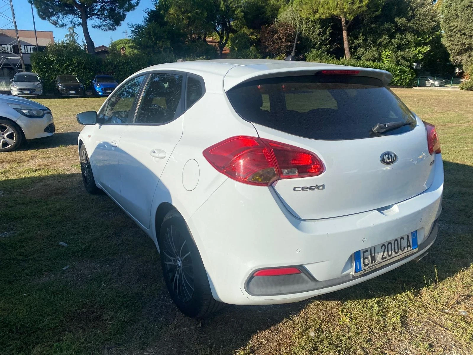 Kia Ceed (KATO НОВА), снимка 6 - Автомобили и джипове - 56221800