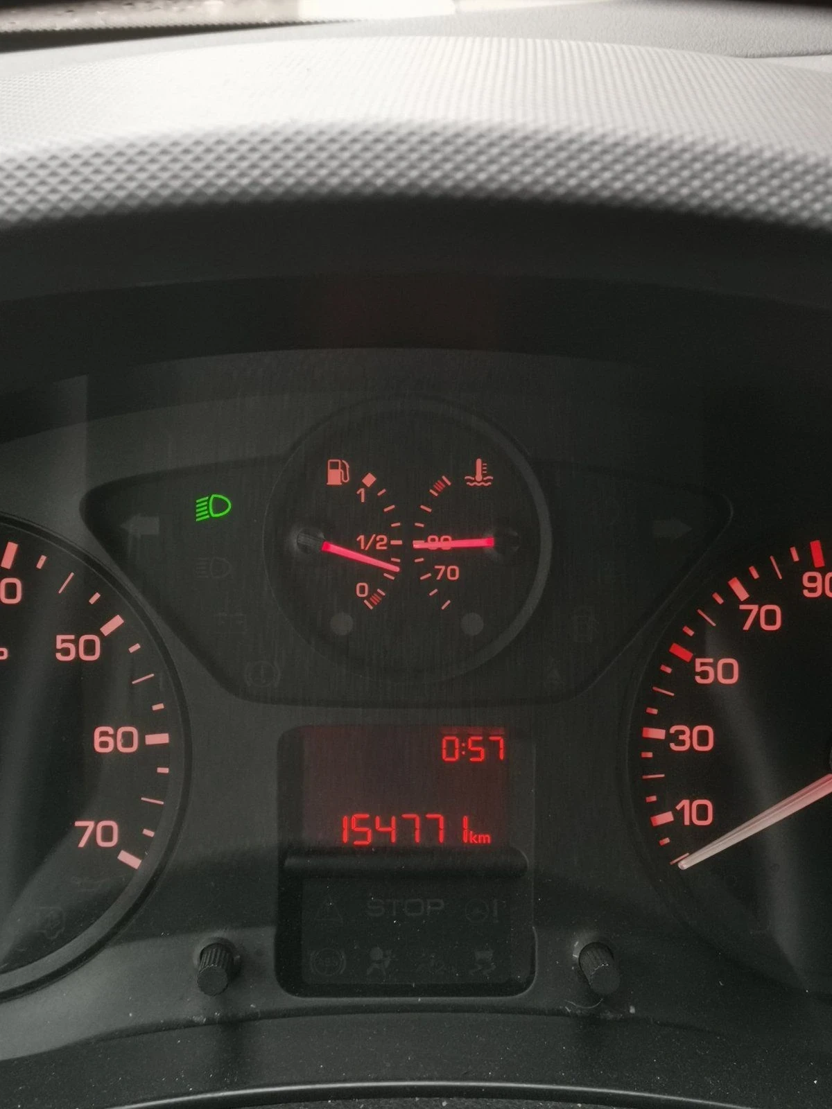 Peugeot Partner Баничарка, снимка 7 - Автомобили и джипове - 56396872