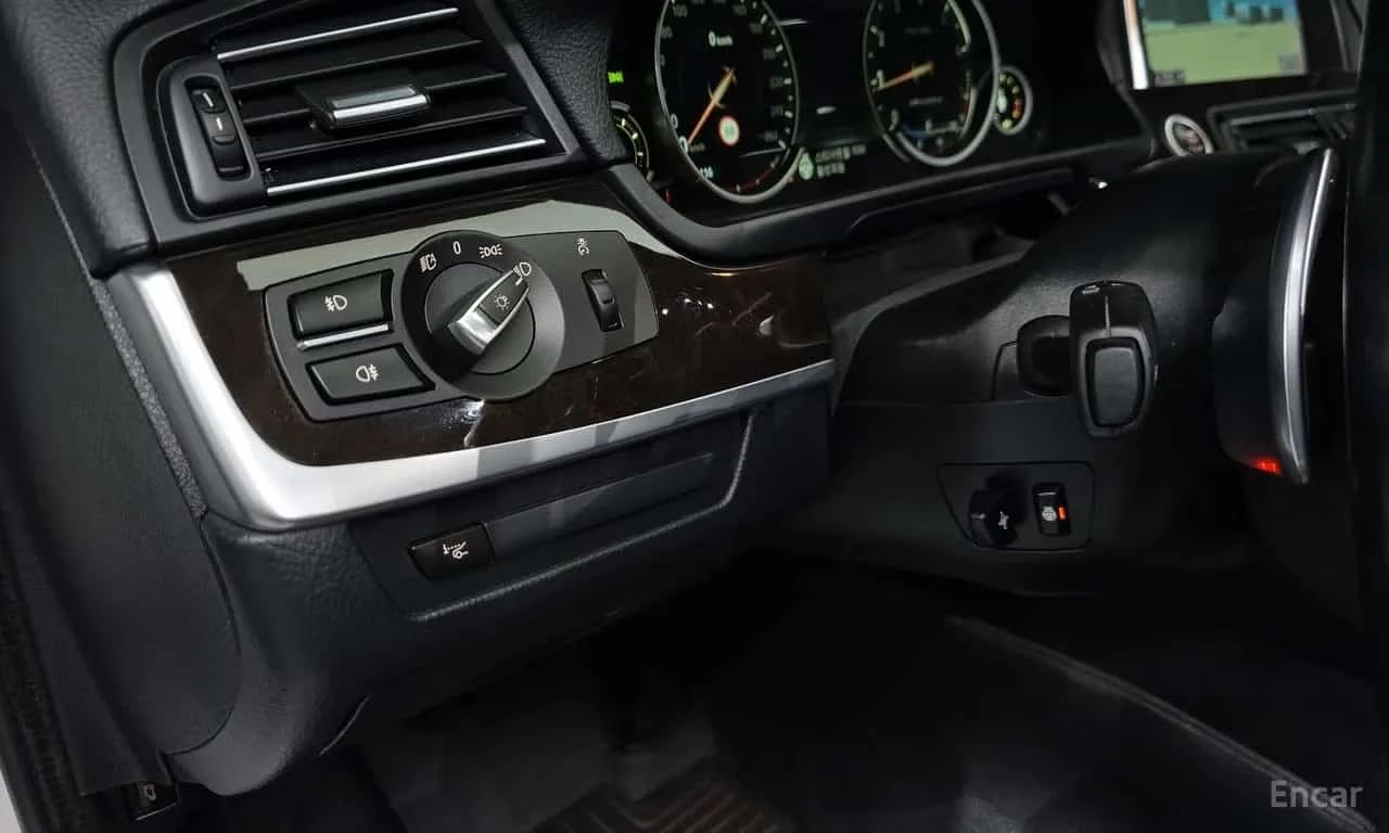 BMW 528 * 528i xDrive M Aero Dynamic * ���� �� �� | Mobile.bg � ����������� 9