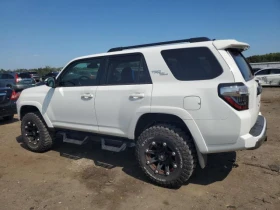 Toyota 4runner AWD* V6* KEYLESS* КАМЕРИ* , снимка 2