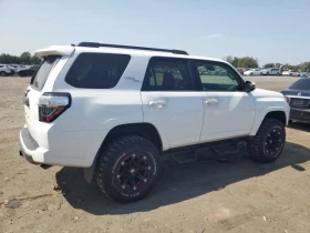 Toyota 4runner AWD* V6* KEYLESS* КАМЕРИ* , снимка 3