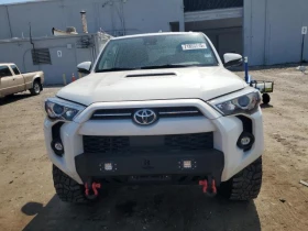 Toyota 4runner AWD* V6* KEYLESS* КАМЕРИ* , снимка 5
