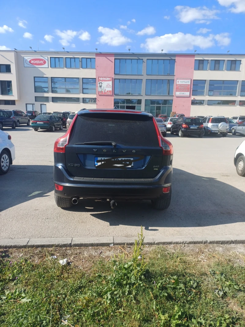 Volvo XC60 2.4d D5, снимка 5 - Автомобили и джипове - 52462343