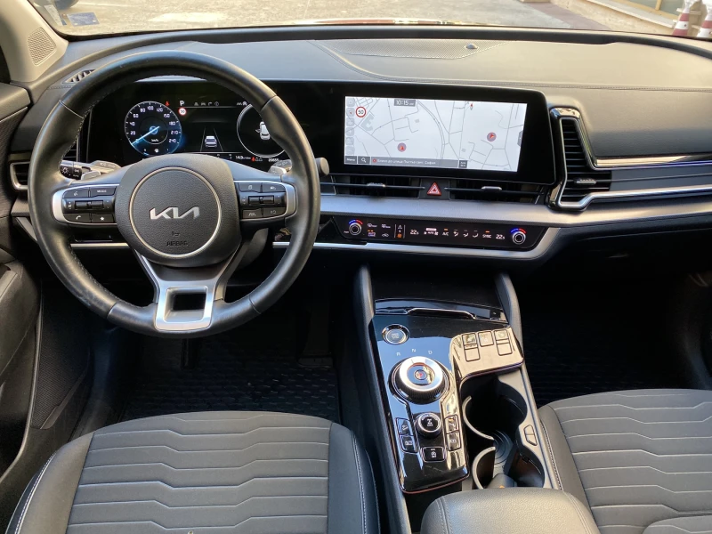 Kia Sportage 1.6 T-GDi / 4x4 / TOP /MHEV, снимка 9 - Автомобили и джипове - 51609522