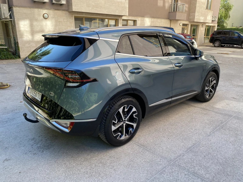 Kia Sportage 1.6 T-GDi / 4x4 / TOP /MHEV, снимка 3 - Автомобили и джипове - 51609522