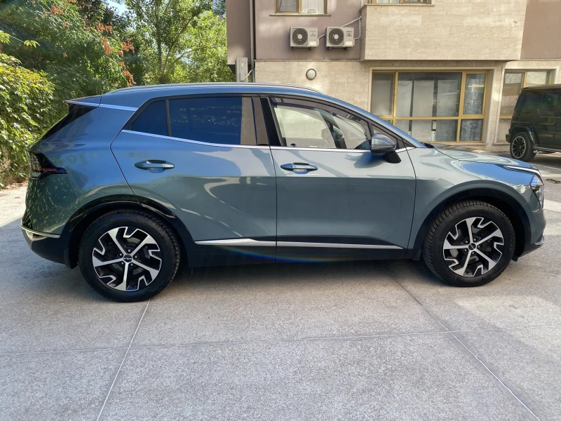 Kia Sportage 1.6 T-GDi / 4x4 / TOP /MHEV, снимка 2 - Автомобили и джипове - 51609522