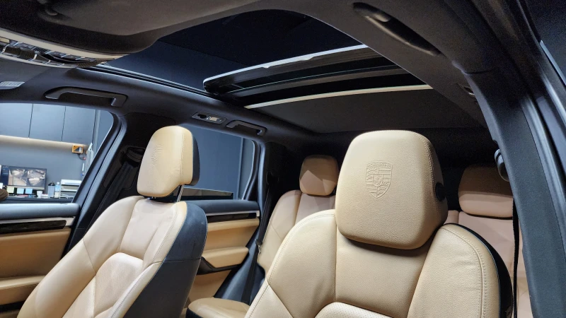 Porsche Cayenne 3.0, снимка 17 - Автомобили и джипове - 52015590
