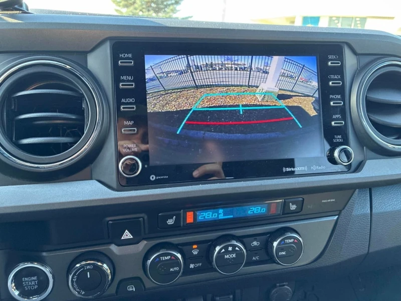 Toyota Tacoma * 4X4 DOUBLE CAB SB * CARFAX * БЕЗ ПЪРВОНАЧАЛНА ВН, снимка 12 - Автомобили и джипове - 53024080