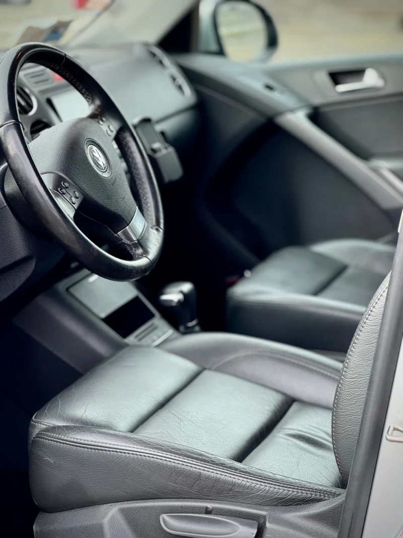 VW Tiguan 2.0 TDI 4Motion, снимка 8 - Автомобили и джипове - 53234512