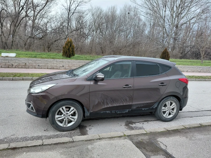 Hyundai IX35, снимка 2 - Автомобили и джипове - 53248060