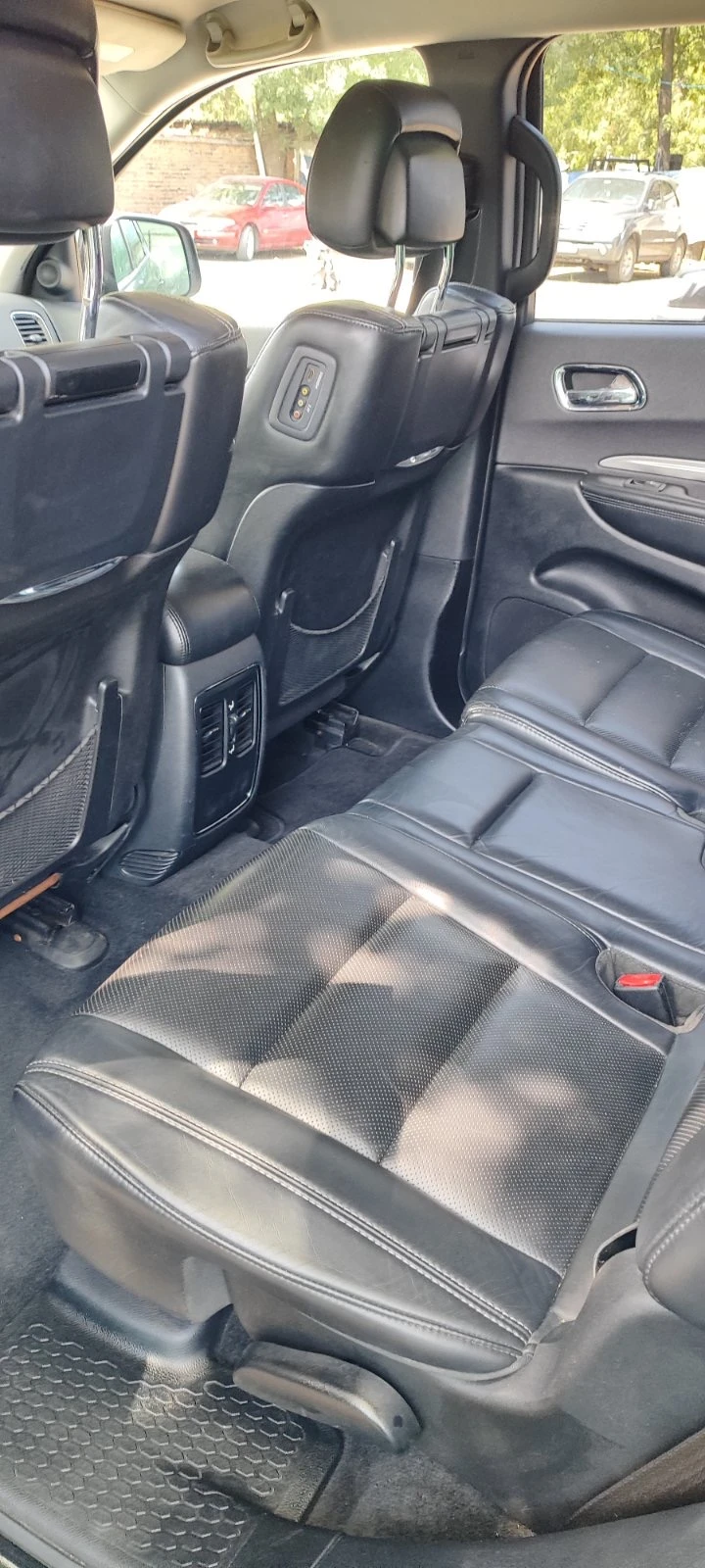 Dodge Durango 5.7 AWD, снимка 15 - Автомобили и джипове - 52216779